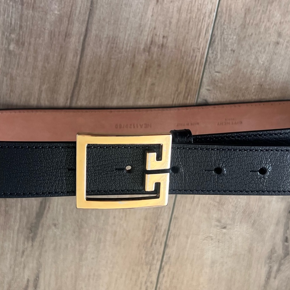 Black Leather Belt with Gold Buckle - Picture 1 of 2